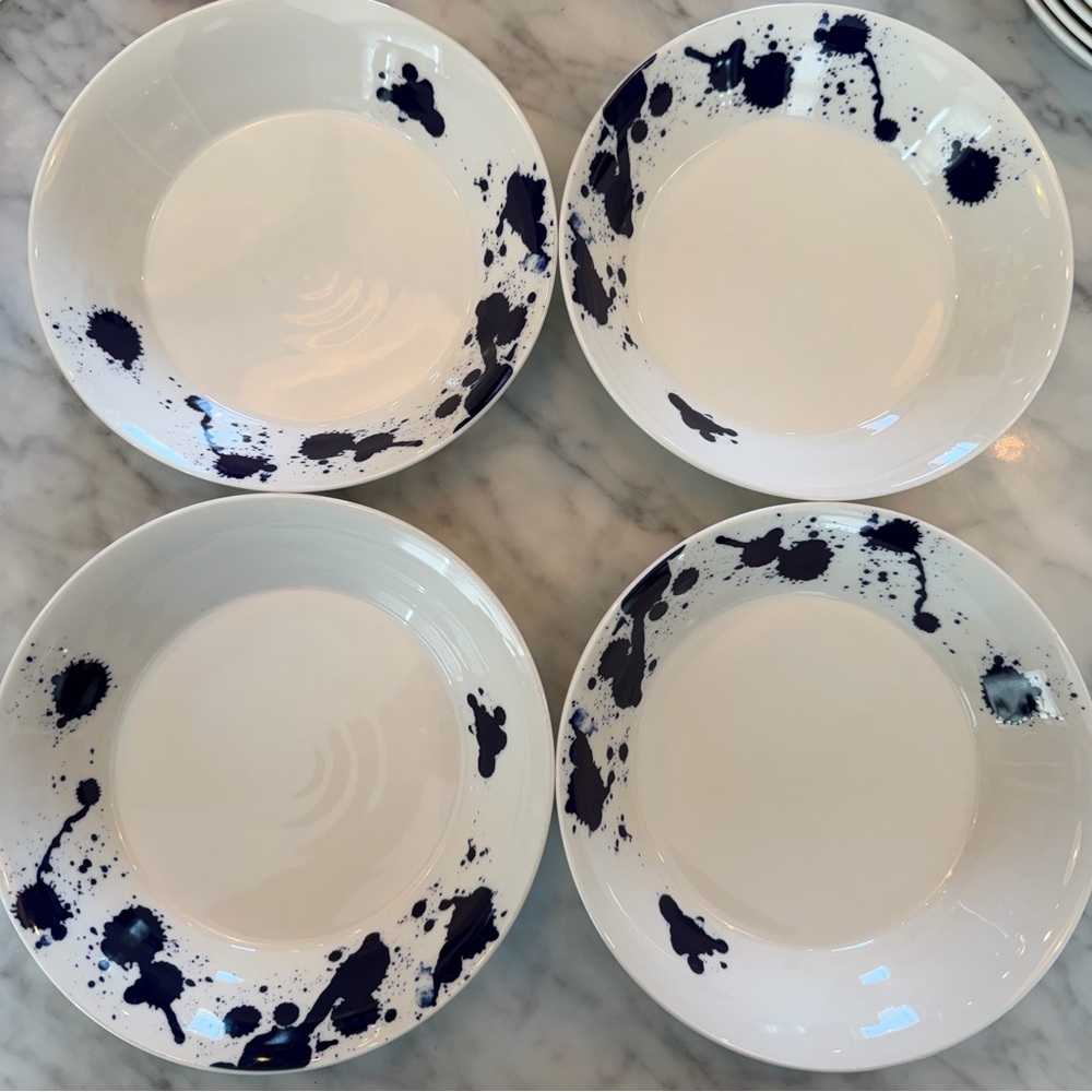 Royal Doulton Pacific White and Blue Pasta Bowl (Set of 4)